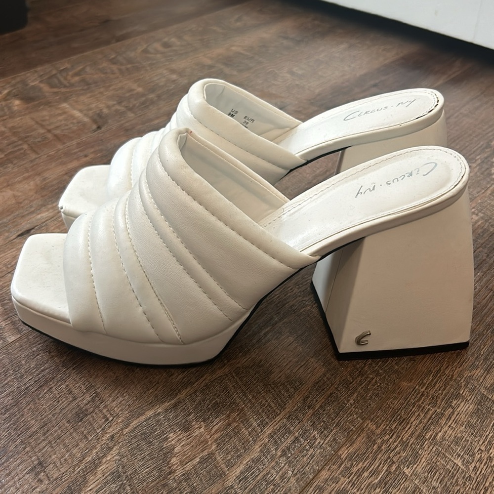 White Heels - Picture 3 of 4